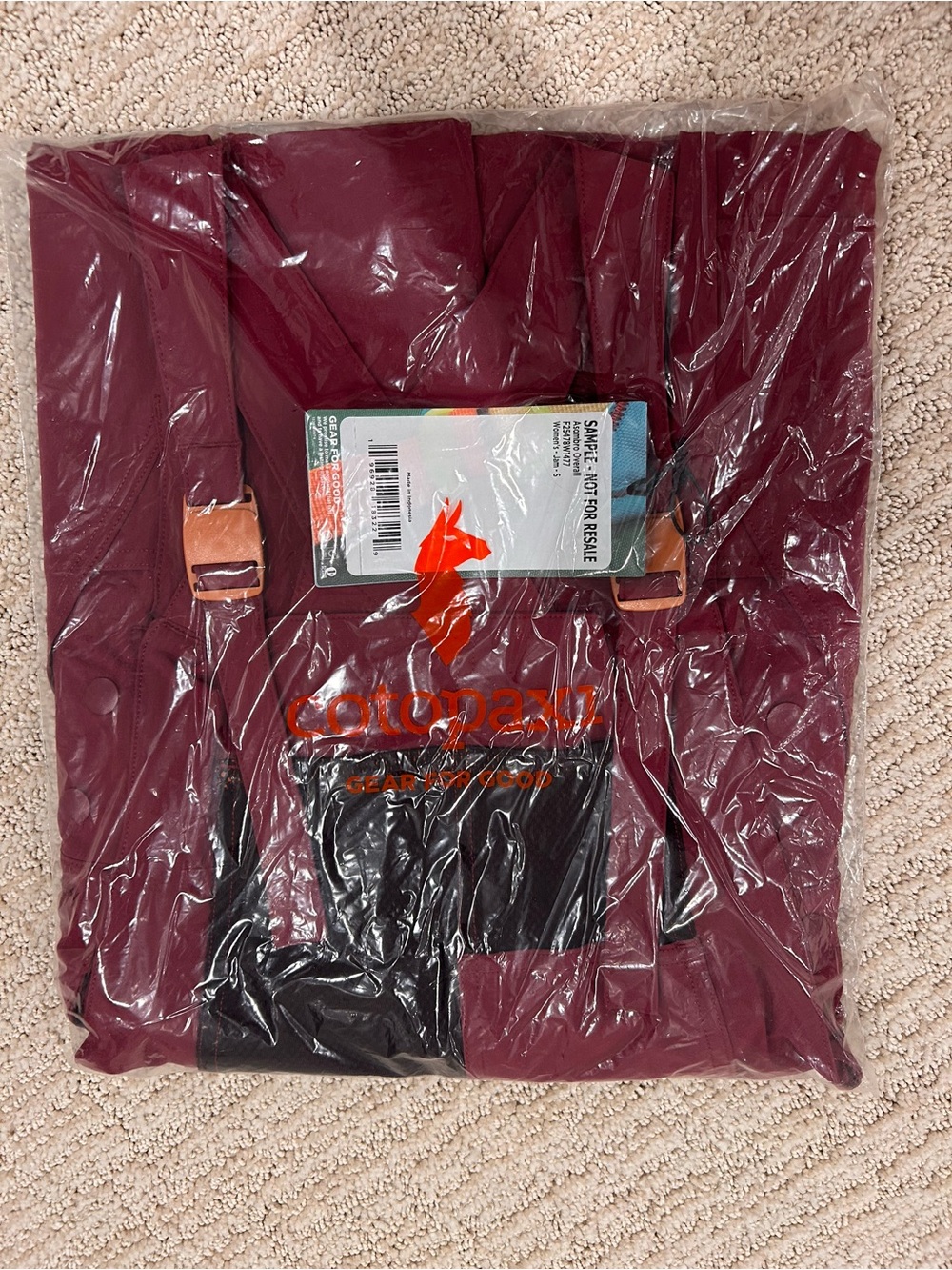 New Cotopaxi Women’s Asombro Overall in Jam - Picture 2 of 3